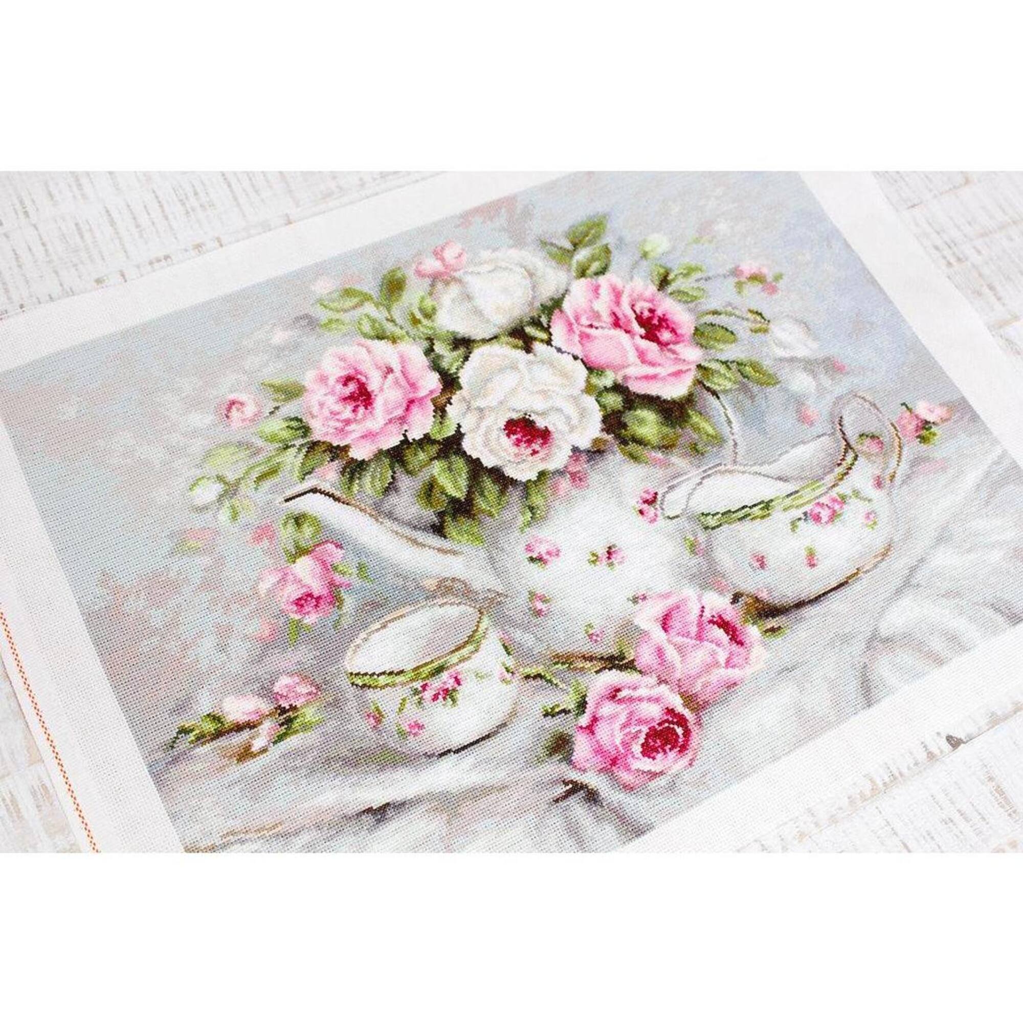 Luca-s English Tea & Roses Counted Cross Stitch Kit